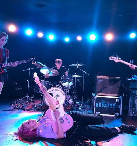 The Regrettes Concert, The Regrettes Aesthetic, Teen Band Aesthetic, Band Aesthetic Concert, Lydia Night, The Regrettes, Band Aesthetic, Band Au, Music Studio Room