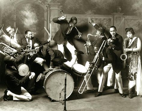 1920s Music, Chicago Jazz, 1920s Jazz, Big Band Jazz, Harlem Nights, Jazz Sheet Music, Band Outfits, Band Photography, Cotton Club