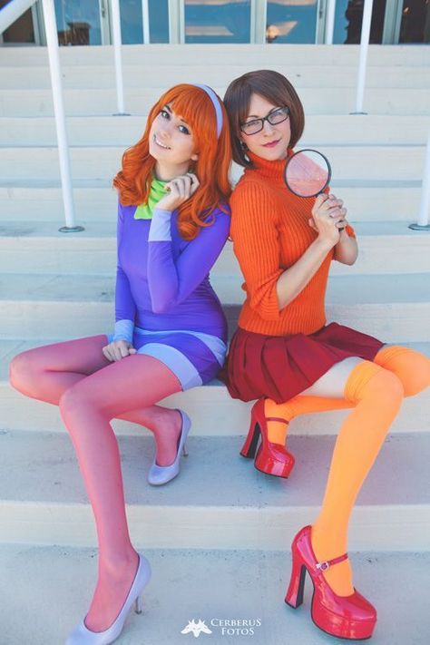 #wattpad #fanfiction Preferences On all your favourite riverdale characters! (These are all written in 'character x girl' ) Velma Costume, Velma Cosplay, Daphne Costume, Friend Costumes, Daphne And Velma, Best Friend Halloween Costumes, Bff Halloween Costumes, Duo Halloween Costumes, Holloween Costume