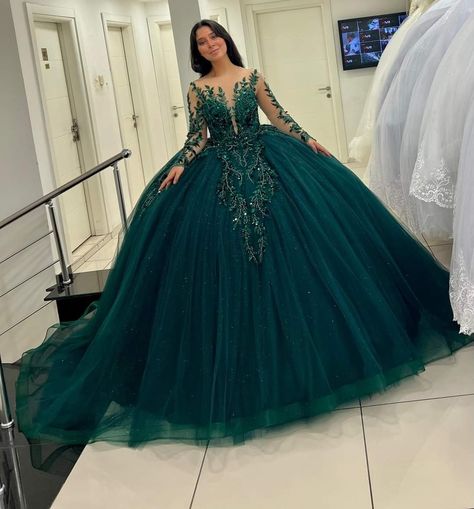 Gold And Emerald Dress, Deep Green Quinceanera Dresses, Emerald Green Quinceanera Dresses With Silver, Emerald Green 15 Dress Long Sleeve, 15 Dresses Emerald Green, Green Emerald 15 Dress, 15 Emerald Green Dress, Dark Green 15 Dresses, Mexican Flag Quince Dress