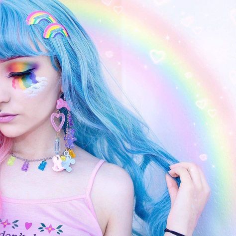 Cute Astethic, Kei Clothing, Kawaii Magic, Inspired Makeup Looks, Aesthetic Photo Shoot, Bubble Goth, Pastel Fairy, Hair Rainbow, Pastel Style