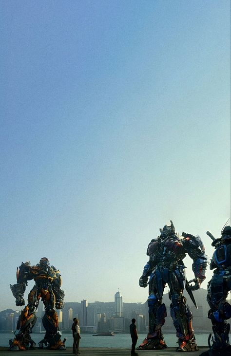 Transformers Phone Wallpaper, Transformers Wallpaper Aesthetic, Transformers Aesthetic Wallpaper, Transformers Background, Transformers Optimus Prime Movie, Bumblebee And Optimus Prime, Transformers Aesthetic, Avatar Toph, Transformers Poster