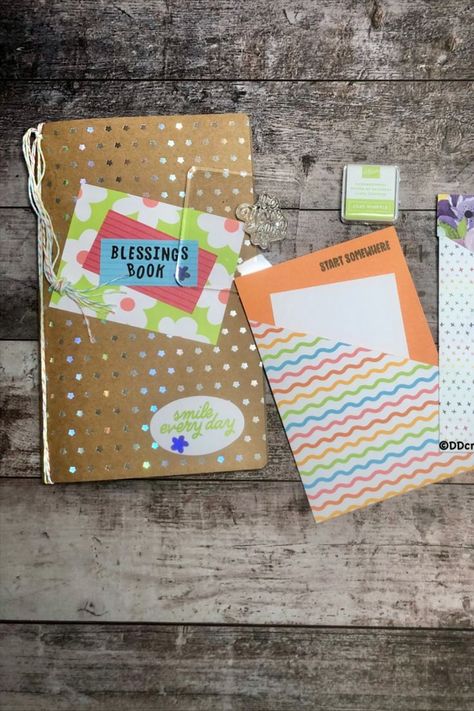 Memory Notebook, Theme Journal, Love Journal, We R Memory Keepers, Bible Study Notes, Knitting Instructions, Memory Keepers, Study Notes, Project Life