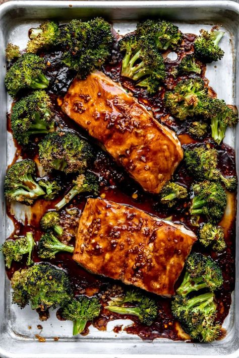 Sheet Pan Teriyaki Salmon & Broccoli-4 Passover Plates, Salmon Broccoli, Salmon And Broccoli, Sheet Pan Suppers, Sheet Pan Dinners Recipes, Healthy Salmon, Teriyaki Salmon, Salmon Dinner, Roasted Broccoli