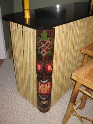 Tiki Bar Diy, Tiki Hut Ideas, Tiki Bars Diy, Home Tiki Bar, Tiki Ideas, Outdoor Tiki Bar, Hut Ideas, Tiki Bar Ideas, Outdoor Bars