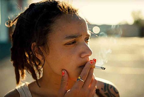 Sasha Lane, Cool Attitude, American Honey, Good Movies On Netflix, Dark Comedy, The Best Films, Netflix Movies, Good Movies To Watch, Film Stills