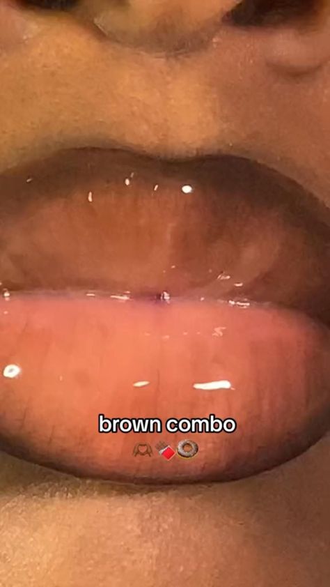 Lip Combo Tutorial, Brown Lip Combo, Glossy Lips Makeup, Lip Tutorial, Soft Makeup Looks, Makeup For Black Skin, Lip Makeup Tutorial, Brown Skin Makeup, Makeup Artist Tips