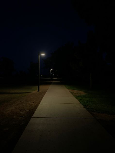 Backroom Pictures, Dark Room Creepy, Dream Core Background, Strangulation Aesthetic, Unsettling Backgrounds, Dark Outside Background, Autophobia Aesthetic, Luminal Space Aesthetic, Horror Asthetic Picture