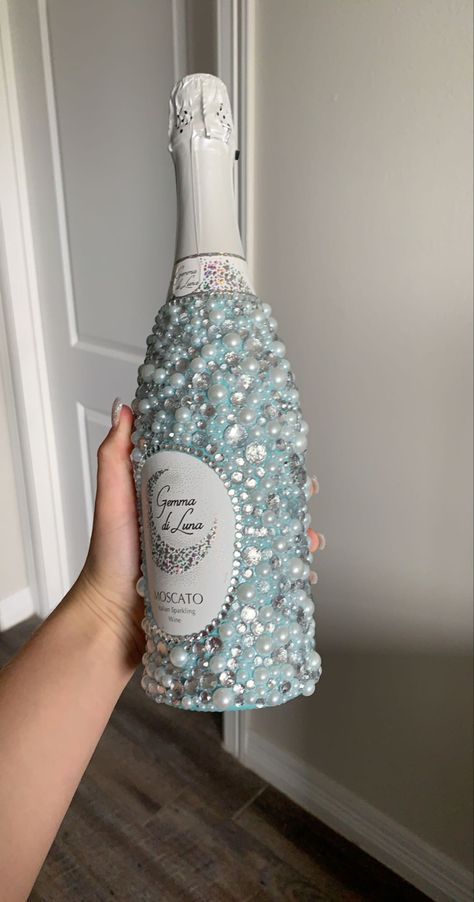 Bejeweled Wine Bottles, Sparkly Wine Bottles, Bedazzle Wine Bottle, Glam Liquor Bottles, Beddazled Bottles, Quinceanera Bottles Ideas, Blinged Out Champagne Bottle, Jeweled Champagne Bottle, 21st Bday Bottle Decoration