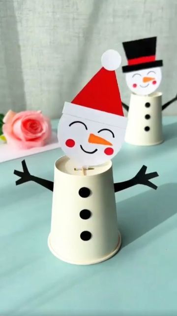 Paper Cup Crafts, Christmas Art For Kids, School Kids Crafts, Teacup Crafts, Children Christmas, Handmade Christmas Crafts, Hand Crafts For Kids, Cup Crafts, Handmade Paper Crafts