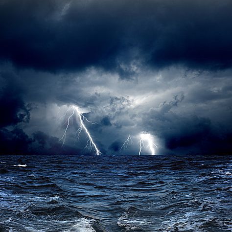 Sea storms and lightning Destiny Core, Storm Aesthetic, Storm Wallpaper, Ocean Storm, Sea Storm, Stormy Seas, Storm Photography, Rain Wallpapers, Wild Weather