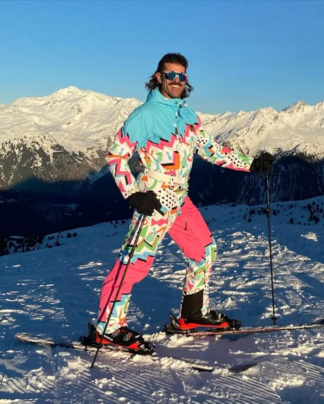 Rocking retro on the peaks, because blending in is overrated! ⛷️The highlight of the year has arrived at OOSC, and we're thrilled! 🕺🏼 It's NATIONAL RETRO DAY, the occasion we were destined to celebrate. Enjoy 15% off all ski suits this week only ⏰️ Retro Ski Suit, Aspen Ski, Ski Team, Ski Party, Mood Bored, Ski Art, Retro Ski, Ski Lodge, Ski Suit