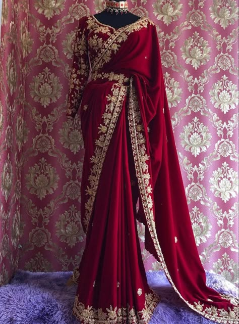 Custom Made Outfits, Made Outfits, Simple Saree Designs, Latest Bridal Lehenga, Indian Bride Outfits, Latest Bridal Dresses, Fancy Sarees Party Wear, Pakistani Fancy Dresses, Saree Designs Party Wear