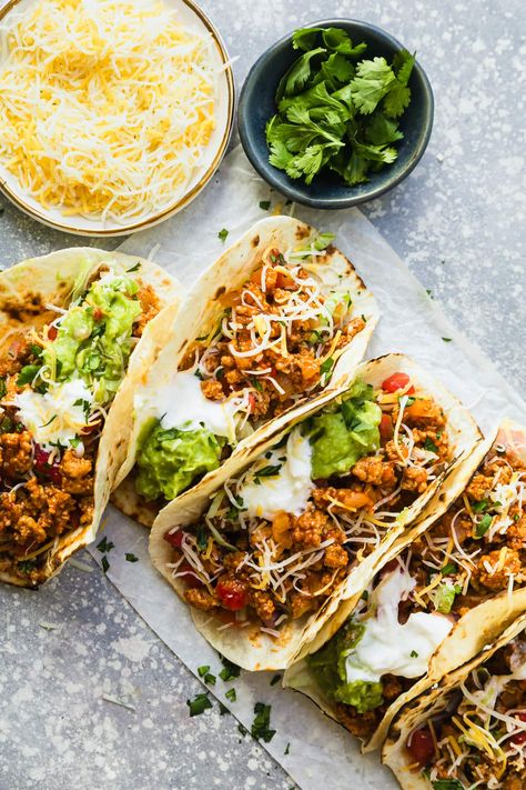 The BEST Ground Turkey Tacos from scratch for a healthy, quick and easy taco dinner the whole family will love! #tacos #groundturkey #dinner #healthyrecipes #weightwatcherrecipes Healthy Turkey Tacos, Ground Turkey Tacos Recipes, Ground Chicken Tacos Recipes, Ground Chicken Taco Recipes, Low Calorie Tacos, Tacos Ground Turkey, Easy Taco Dinner, Ground Turkey Taco Recipes, Ground Chicken Tacos