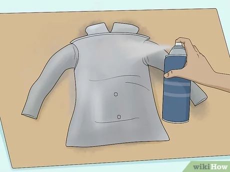 How to Make a Tin Man Costume (with Pictures) - wikiHow Diy Wizard Of Oz Costumes, Diy Tin Man, Tinman Costume, Diy Tin Man Costume, Tin Man Halloween Costume, Wizard Of Oz Costumes Diy, Tin Man Costume, Adult Costumes Diy, Diy Costumes Men