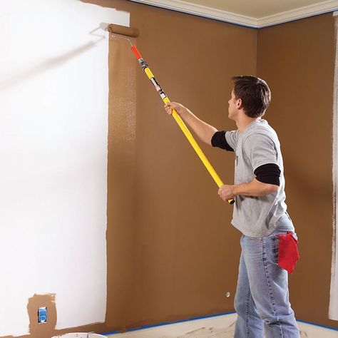 10 Interior House Painting Tips & Painting Techniques for the Perfect Paint Job https://www.familyhandyman.com/painting/techniques/10-interior-house-painting-tips-painting-techniques-for-the-perfect-paint-job/ House Painting Tips, Indoor Painting, Painting Hacks, House Paint Interior, Handy Man, Interior Wall Paint, Paint Tips, Painting Walls, Home Fix