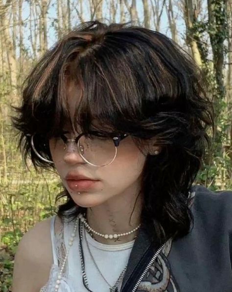 Short Grunge Hair, Hair Inspiration Long, Hair Inspiration Short, Emo Hair, Wolf Cut, Mullet Hairstyle, Cut My Hair, Hairstyles For Short Hair, Grunge Hair