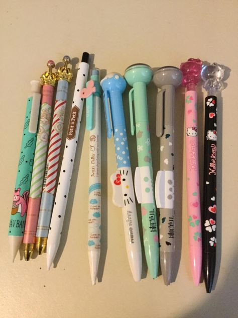 Cute Stuff For School, Cute Things For School, Korean Mechanical Pencils, Cute School Stuff, Mechanical Pencils Aesthetic, Aesthetic Pencils, Kawaii Pencils, Pencils Aesthetic, Cute Mechanical Pencils