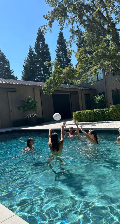 #aesthetic #friends #pool #poolside #summer Swimming Aesthetic Pool Friends, Pool Day With Friends Aesthetic, Family Pool Aesthetic, Summer Pool Day Aesthetic, Pool Party Asthetics, Pool Party Photo Ideas, Friends Pool Aesthetic, Fun Pool Party Ideas, Swimming In Pool Aesthetic