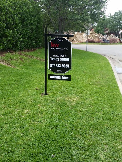 Image result for real estate lawn signs Boutique Signage, Realtor Career, Business Yard Signs, Estate Signage, Realtor Ideas, Real Estate Yard Signs, Business Signs Outdoor, Vision Board Workshop, Realtor Signs