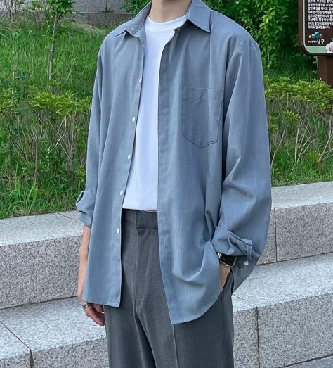 Ootd Cowok Casual, Korean Street Fashion Men, Minimalist Fashion Men, Korean Casual Outfits, Street Style Outfits Men, Mens Casual Dress Outfits, Men Stylish Dress, Guys Clothing Styles, Mens Outfit Inspiration