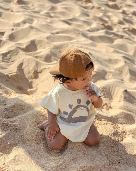 Coastal Kids Aesthetic, Baby Boy Summer Outfits, Surfer Baby, Sand Island, Toddler Beach, Baby Boy Summer, Baby Fits, Beach Trips