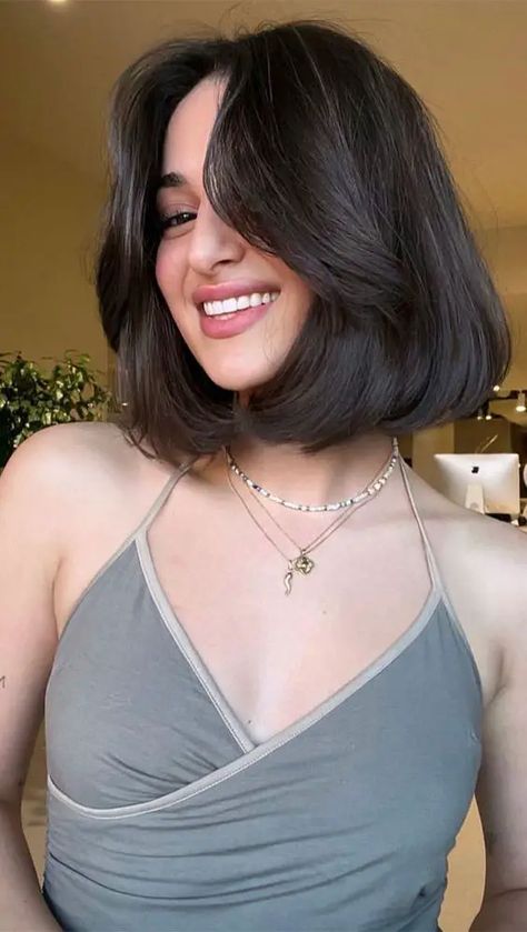 Top Short Hairstyles 2024: Chic Cuts for Women Shoulder Haircut Women, Women’s Hair Short Bob, Short Cut For Women, Short Bob Hairstyles Layered, Haïr Cut For Short Hair Girl, Short Haïr Cut For Women, Cute Short Womens Haircuts, Layers Bob Short, Shirt Hair Cuts For Women 2024