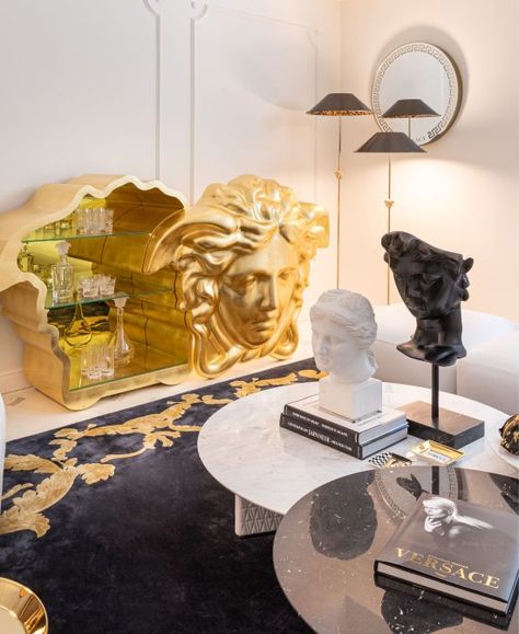 Versace Decor, Odd Decor, Versace Interior, Versace House, Versace Home Decor, Versace Furniture, Vegas House, Boots 2022, Mens Luxury Lifestyle