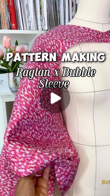 Raglan Sleeve Pattern Sewing, Detachable Sleeves Pattern, Bubble Sleeve Pattern, Detachable Sleeves Diy, Long Sleeve Pattern Sewing, Sleeve Patterns Sewing, Corset With Sleeves, Diy Sleeves, Raglan Pattern