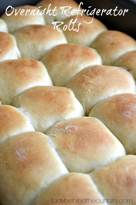 Overnight Refrigerator Rolls Bread Recipes Whole Wheat, Refrigerator Rolls Recipe, Refrigerator Rolls, Yeast Rolls Recipe, Bread Rolls Recipe, Homemade Rolls, Biscuit Bread, Baked Dinner, Cooking Bread