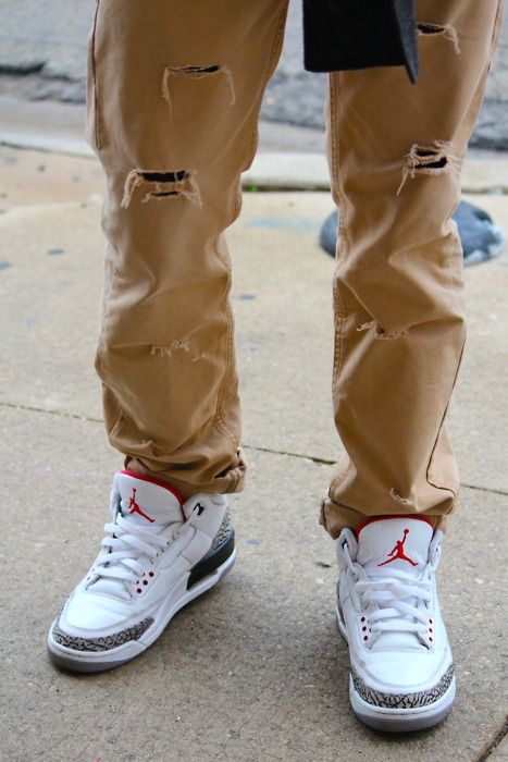 Jeans With Jordans, Jordan Jeans, Jordan 11 Outfit, Jordan Iii, Jordan Swag, Jordan Retro 3, Black Dude, Air Jordan 5, Jordan 5