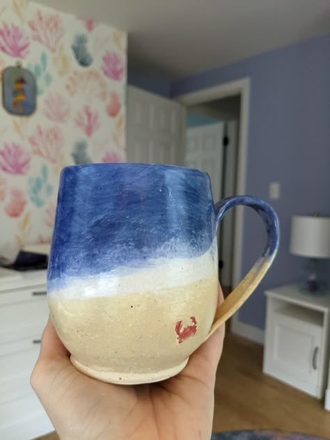 Caramic Mug, Pottery Painting Waves, Beach Pottery Painting, Mug Ideas Painting, Beach Pottery Ideas, Ceramic Mug Glaze Ideas, Pottery Painting Beach, Pottery Painting Sea, Painting Pottery Mug