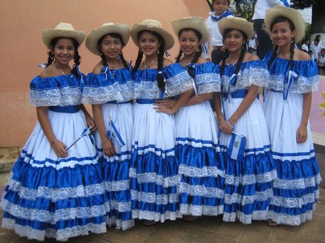 salvadoran dresses | Not all who wander are lost Dominican Republic Clothing, El Salvador Clothes, El Salvador Culture, Costumes Around The World, Dress Drawing, We Are The World, People Dress, Outfits Aesthetic, Traditional Dresses