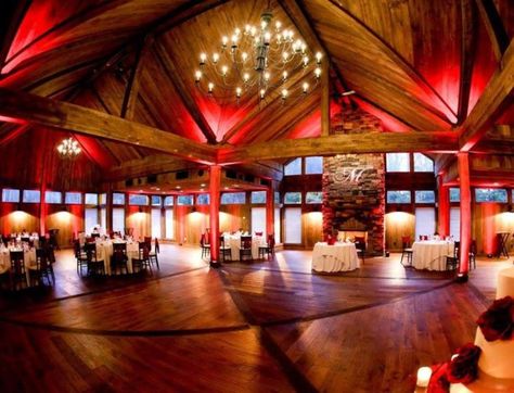 10 Most Beautiful Wedding Venues In New Hampshire Nh Wedding Venues, Free Wedding Venues, Wedding Ides, Winter Wedding Planning, Ceremony Outdoor, Winter Wedding Venues, England Winter, Nh Wedding, Wedding Venue Inspiration