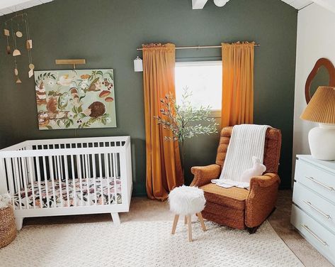 Woodland vibes. Loving the pops of rust paired with the olive wall. So chic!  📸: @_maggieanderson_ Baby Nursery Inspiration, Baby Room Neutral, Girl Nursery Room, Nursery Room Design, Baby Boy Room Nursery, Baby Room Inspiration, Green Nursery, Nursery Room Inspiration, Baby Room Design