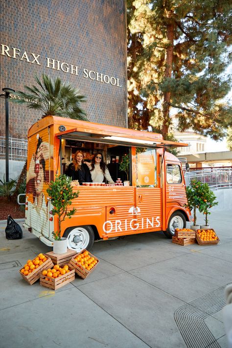 Origins 'GinZing' Pop-Up Truck | Food Truck Promotions Pop Up Food Truck, Juice Truck Ideas, Food Truck Color Ideas, Fruit Food Truck Ideas, Food Trailer Ideas Business, Juice Food Truck, Beverage Food Truck, Cute Food Truck Ideas, Good Truck Ideas