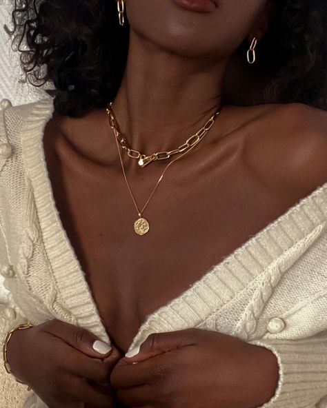 16 Affordable Jewellery Brands You'll Love and Can Shop Now | Who What Wear UK Seven Days In June, Dorothy Dandridge, Black Femininity, Jewelry Lookbook, Seven Days, Cozy Knit, Gold Necklaces, Affordable Jewelry, Black Excellence