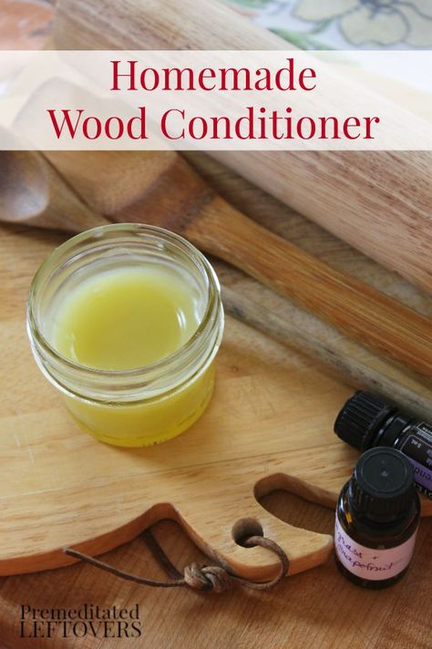 Homemade Wood Conditioner- Prevent split and cracked utensils with this homemade conditioner. It will keep your wood in excellent shape and smells great. Homemade Conditioner, Diy Conditioner, Wood Conditioner, Wood Butter, Homemade Shampoo, Small Glass Jars, Homemade Cleaners, Baking Soda Shampoo, Wood Wax