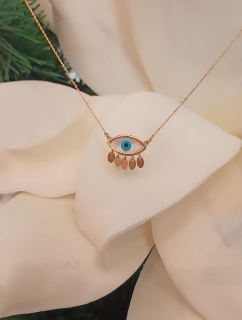 Gold Evil Eye Necklace, Gold Pendent, Pendant Designs, Necklace Evil Eye, Evil Eye Necklace Gold, Minimal Necklace, 18k Gold Necklace, Diy Bracelet Designs, Solid Gold Necklace