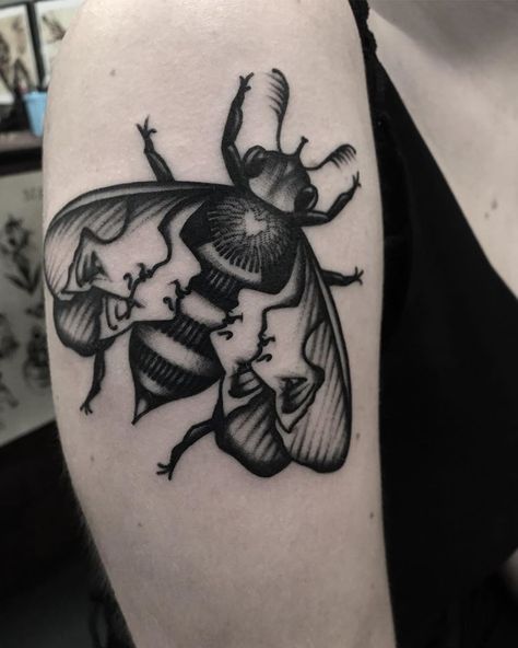 Insect Tattoo, Inspiration Tattoos, Instagram Tattoo, Bee Tattoo, Tattoo Designs And Meanings, Ink Design, Blackwork Tattoo, Piercing Tattoo, Pretty Tattoos