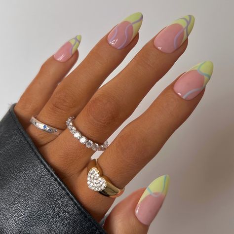 Pastel green french 🌼🌷🐣 JAYNE🏷️ | Instagram Summer Nail Tutorials, Nails For Xmas, Summer Nails 2022, March Nails, Glitter Nails Acrylic, Plaid Nails, Cute Spring Nails, Nails 2022, Trendy Nail Art