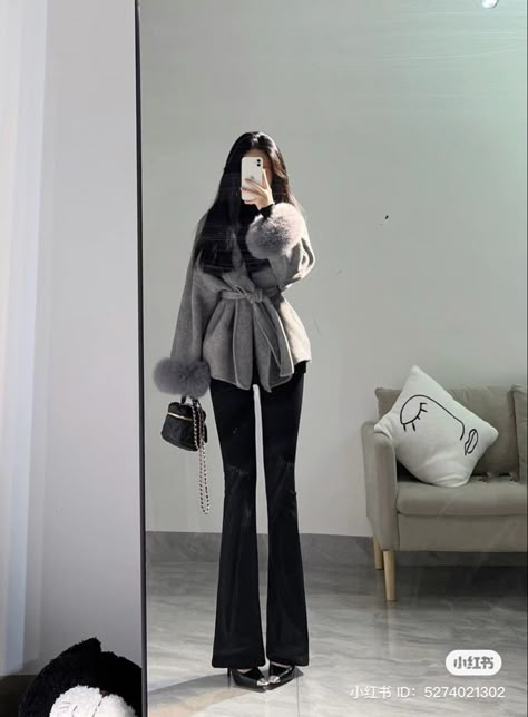 Winter Ulzzang Outfits, Korean Old Money Outfits, Fancy Korean Outfits, Korea Winter Fashion, Trendy Date Night Outfit, Date Night Outfit Ideas, Night Outfit Ideas, 파티 드레스, Classy Winter Outfits