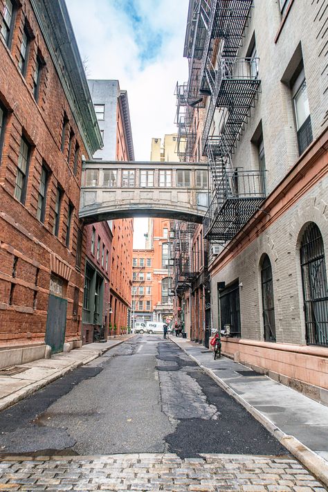 What to do in Tribeca | A Complete Tribeca Travel Guide Building Street View, House Concept Art Interior, Street View Drawing, Street Veiw, City Street Drawing, Fantasy House Concept Art, Fantasy House Concept, Street Perspective, House Concept Art