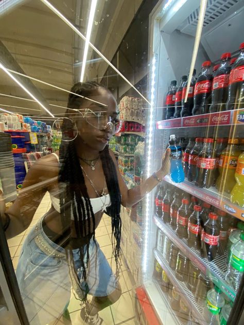 Supermarket photoshoot 7 Eleven Photoshoot Ideas, Grocery Store Instagram Pics, Bodega Aesthetic Photoshoot, Grocery Shop Photoshoot, Walmart Photoshoot Ideas, Grocery Photoshoot Aesthetic, Shopping Photoshoot Ideas, Corner Store Photoshoot Ideas, Liquor Store Photoshoot Aesthetic