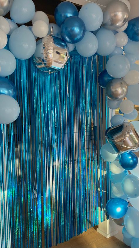 Mamma Mia Birthday Decoration, Birthday Blue Theme Decoration, Blue Birthday Theme Decorations, Blue Themed Bday Party, Mama Mia Hoco Theme, Mamma Mia Inspired Birthday Party, Mamma Mia Theme Birthday, Mama Mia 20th Birthday, Mama Mia Decoration Ideas