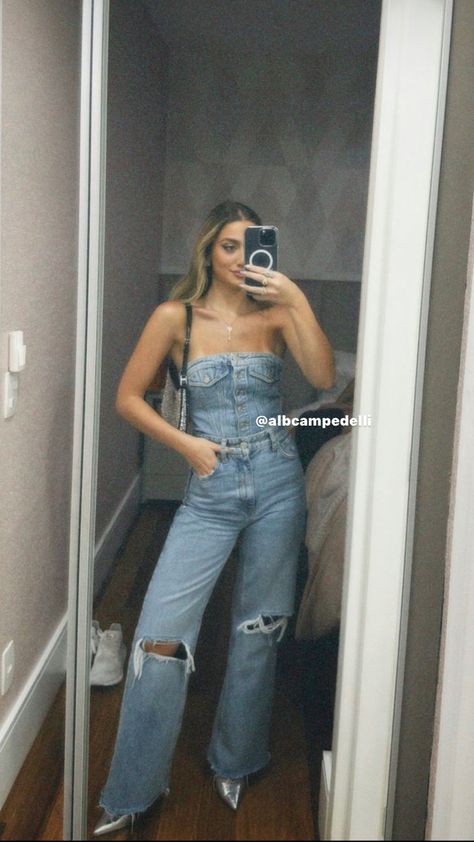 Dubai Wardrobe, Denim Corset Outfit, Fashion Consultant Stylists, Denim Top Outfit, Colombia Outfits, Vacay Looks, Morgan Wallen Concert, Gameday Fashion, No Clothing