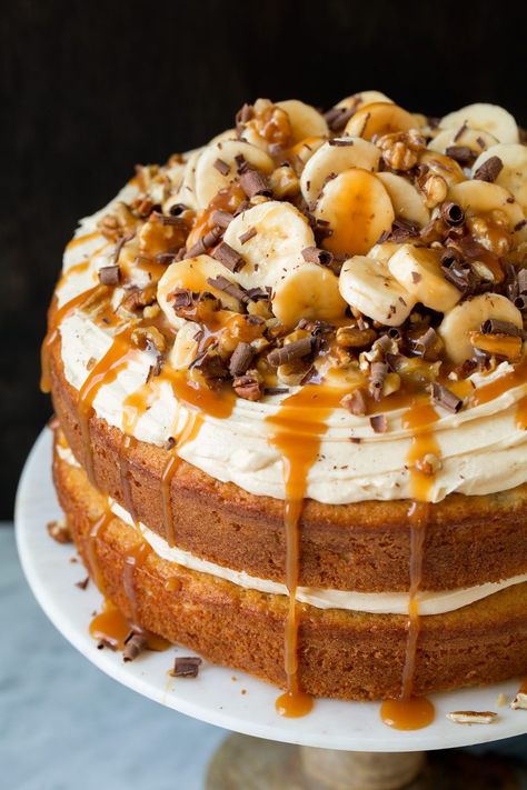 Banana Nut Cake, Salted Caramel Frosting, Cake With Caramel, Cake Frosting Recipe, Torte Cupcake, Banana Cake Recipe, Caramel Frosting, Birthday Cake Recipe, Caramel Cake