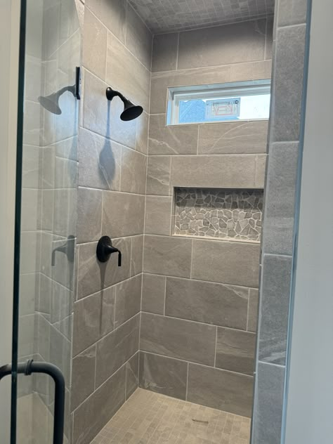 River Rock Shower Wall, Tile Floors For Bathrooms, Bathroom With Black Flooring, Gray Walk In Shower Ideas, Stand In Shower Ideas, Single Shower Remodel, Gray Shower Ideas, Dark Grey Shower Tile, Grey Tile Shower Ideas