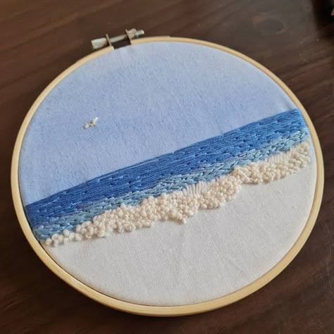 Beach Hand Embroidery, Ocean Waves Embroidery, Beach Sunset Embroidery, Embroidery Scenery Simple, Ocean Embroidery Simple, Unique Cross Stitch Patterns Free, Embroidery Landscape Easy, Seascape Embroidery, Creative Embroidery Inspiration Ideas