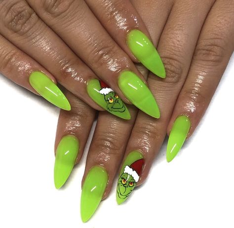 Steal the Show with These 50 Grinch Nail Designs - Ideas and Inspiration! Grinch Nail Designs, Nail Designs For Christmas, Christmas Nail Design, Classic Christmas Movies, December Nails, Christmas Nail Art Designs, Classroom Crafts, Christmas Nail Designs, Christmas Nail Art